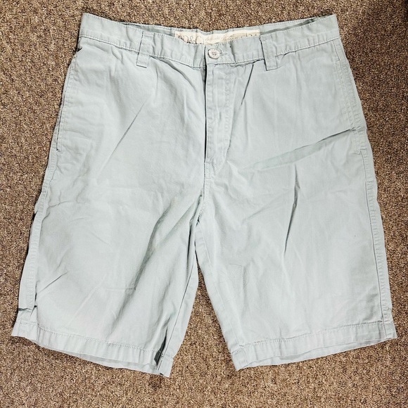 Men’s flat front shorts - Picture 1 of 3